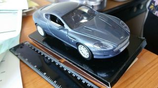 Aston Martin Db9 Coupe 1:24 Concours Blue Scale Metal Diecast Callum Design
