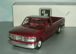 1/25 Scale 1993 Ford F150 Xlt Pickup Plastic Promo Truck Model Amt Ertl 6860 Red