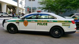 Matchbox Police Miami Dade Ford Taurus Interceptor Custom Unit