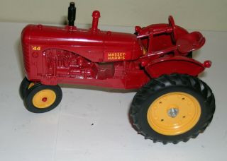 Ertl 1:16 Scale Massey - Harris Tractor,  Model 44