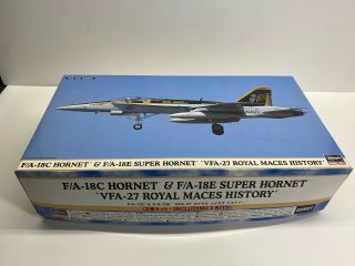 Hasegawa 1/72 Scale F/A - 18C & E Hornet VFA - 27 Royal Maces History 2pc Set 2