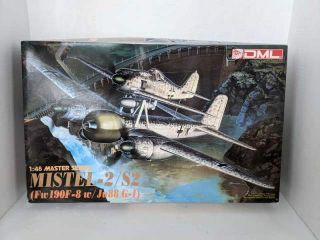 Plastic Model Airplane Kit Dml Mistel - 2/s2 1:48 Scale Master Series