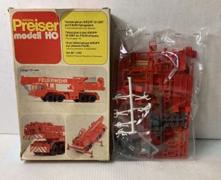 C276 - Preiser Modell Ho Crane,  Construction Truck Kit,  Art.  No.  1100