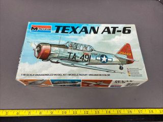 Vintage Monogram 1/48 Scale Ww2 Usn/usaaf Texan At - 6 Plastic Model Airplane Kit