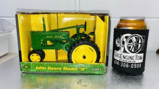 John Deere Tractor Model " H” 1/16 Scale Industrial Die Cast Toy Ertl 15034