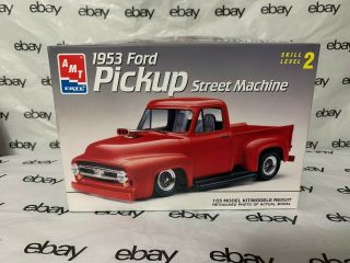 Amt 1953 Ford Pickup Street Machine 1/25 Model Kit 6341 Contents