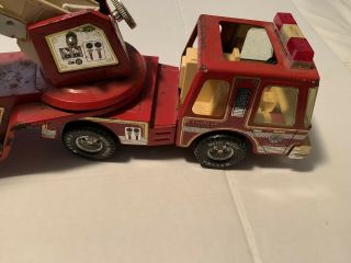 Vintage Nylint Metal Muscle Aerial Hook N and Ladder Fire Engine Truck 31 