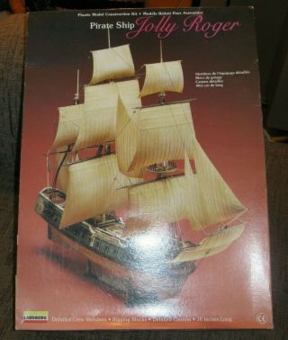 Lindburg Pirate Ship Jolly Roger