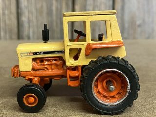 1/64 Case 930 Wheatland Custom Farm Tractor