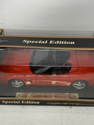 Maisto Special Edition Red 1998 Chevrolet Corvette Convertible 1:18 Die Cast
