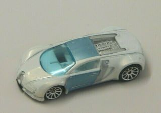 Hot Wheels Bugatti Veyron 2007 Mystery Car White Loose