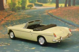 Classic British Motoring 1962–1980 Mg Mgb Roadster 1/64 Scale Limited Edit M