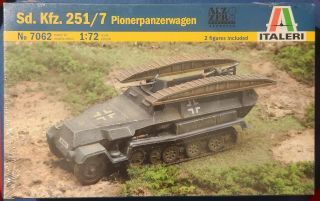 1/72 Italeri 7062: Sdkz.  251/7 Pionerpanzerwagen