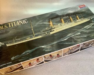 Rms Titanic Academy Minicraft Model 1/600th Scale Model Open Box
