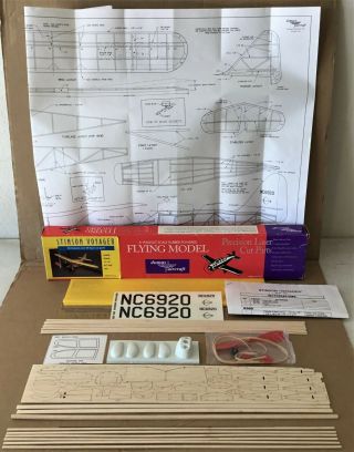 Dumas Aircraft Stinson Voyager Kit No.  203 17.  5 " Wingspan Open Box Balsa Wood