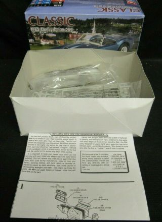 Amt 1:25 Scale 1963 Shelby Cobra 289 Model Kit Contents Aa72
