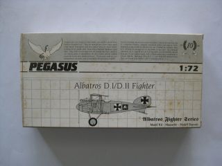 1|72 Model Plane Albatros D.  I/d Ii Fighter Pegasus D12 - 1950