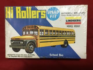 Lindberg [ Hi Rollers ] 1028 School Bus Kit