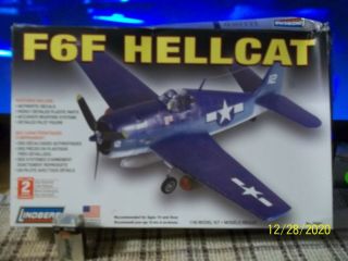Unbuilt 1/48 " F6f Hellcat " Ww2 Us Navy Carrier Fighter Lindberg 70501