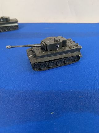 Roco Minitanks / 1:87 / Ho Scale / German Tiger Tank 2.  5”