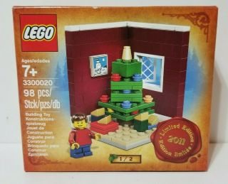 Lego Christmas Tree Scene 3300020 Limited Edition 2011 Seasonal Holiday Set