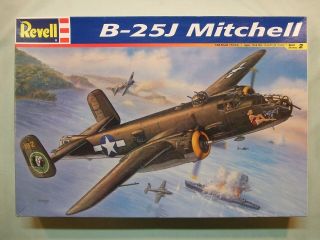 Revell - Monogram 1/48 North American B - 25j Mitchell,  Kit No.  85 - 5512