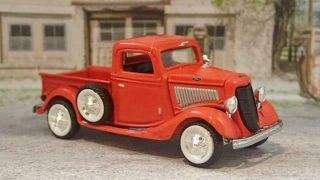 1935 35 Ford Step - Side Pickup Truck 1/64 Scale Limited Edition R