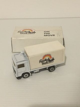 Matchbox Superfast Volvo Container Truck Family Trust On The Move