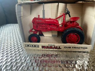 Ertl Farmall Cub Tractor Special Edition 1/16 1989 1st Editon