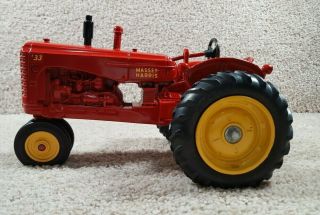 Ertl 1/16 Diecast Massey - Harris Model 33 Tractor National Farm Toy Show 1987 A