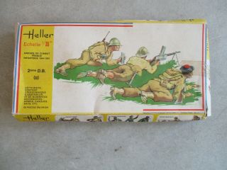 Vintage Heller 1/35 Scale French Infantry Battle Group Model Kit 130