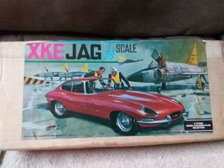 Vintage Aurora Xke Jag 1/25th Scale Model Kit