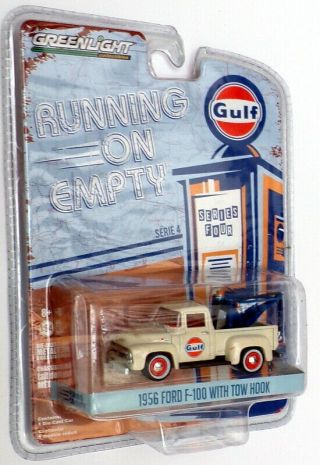 Greenlight 1/64 Scale 41040c - 1970 Ford F - 100 & Tow Hook - Gulf White
