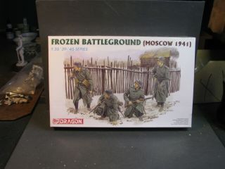 1/35 Dragon Dml Frozen Battleground Moscow 1941 Box