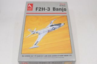 Hobby Craft Us Navy F2h - 3 Banjo Model Airplane Kit 1:72 Jet Fighter Korea War