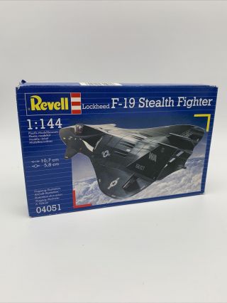 Nob Revell Lockheed F - 19 Stealth Fighter 1:144 04051 Resealed & 100 Complete W