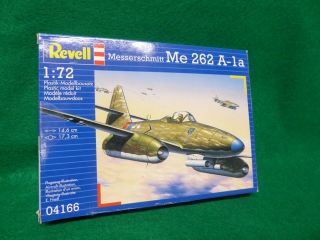 Revell 1/72 Scale Messerschmitt Me 262 A - 1a Model Plane