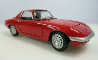 1/24 Scale 1965 Lotus Elan Coupe Diecast Model Sports Car - Welly 24035 Red
