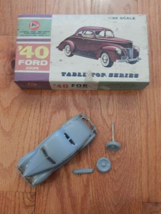 Vintage Pyro 1:32 40 Ford Coupe Built Model