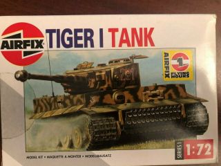 Airfix Vintage Classic Tiger Tank 1/72 1/76 Scale Plastic Model Kit German Wwii