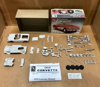 Amt/ertl 6588 1959 Chevy Corvette Convertible 1:25 Model Kit Open/parts
