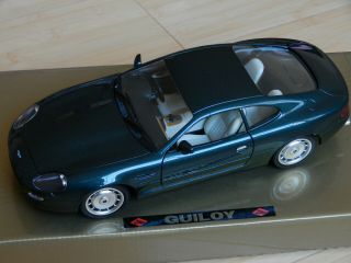Guiloy 1/18 Scale Aston Martin Db7 Diecast Model Car (metallic Dark Green)