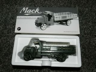 First Gear Mac Ac Bulldog Stake Truck Usa Army 19 - 2547 Die Cast Truck