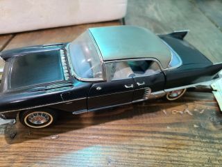 Franklin 1957 Cadillac Eldorado 1:24 Scale Diecast Precision Model