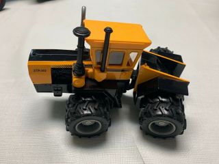 1:32 Scale Steiger Titan Str - 360 4wd Tractor Loose