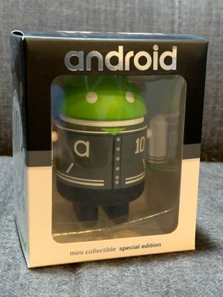 Android Mini Collectible Figure - Google Edition Ge - " Anniversary Varsity "