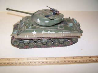 The Collectors Showcase Us Wwii M4a3e8 Sherman Tank Scale 1/30 Normandy 1944