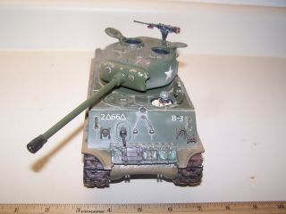 THE COLLECTORS SHOWCASE US WWII M4A3E8 Sherman Tank Scale 1/30 Normandy 1944 2