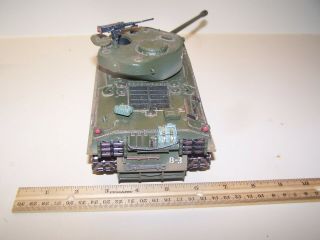 THE COLLECTORS SHOWCASE US WWII M4A3E8 Sherman Tank Scale 1/30 Normandy 1944 3