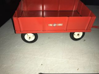 Vintage Tru Scale Red Hay Wagon Trailer Pressed Steel Farm Toy 1/16 Scale